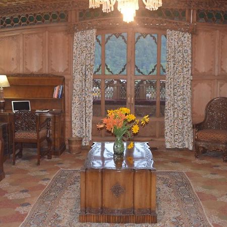 New Alexandra Houseboats Hotel Srinagar  Bagian luar foto